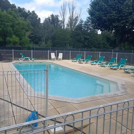 Vakantiehuis Camping Sainte-Jalle *